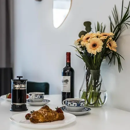 アパート Rent Like - Slonimskiego 2 ヴロツワフ