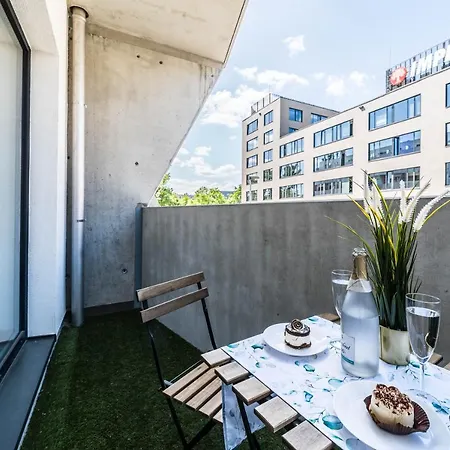 Rent Like - Slonimskiego 2 アパート *